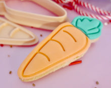 Load image into Gallery viewer, Carrot Stamp / Cutter - Made in the UK with Love from House of Toot Sweet - Just £5! Shop now at House of Toot Sweet