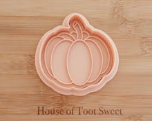 Load image into Gallery viewer, Pumpkin Stamp / Cutter - Made in the UK with Love from House of Toot Sweet - Just £5! Shop now at House of Toot Sweet