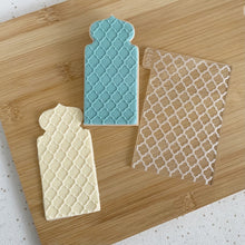 Load image into Gallery viewer, Arabesque Texture Fondant Embosser
