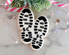 Load image into Gallery viewer, Santas Footprints Fondant Embosser and Cutter
