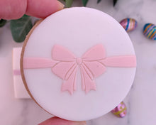 Load image into Gallery viewer, Ribbon Bow Fondant Embosser
