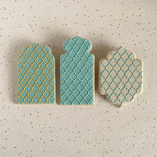 Load image into Gallery viewer, Arabesque Texture Fondant Embosser
