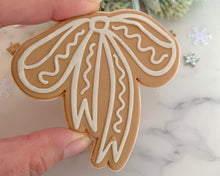 Load image into Gallery viewer, Gingerbread Bow Cookie Cutter/ Embosser
