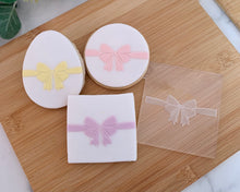 Load image into Gallery viewer, Ribbon Bow Fondant Embosser
