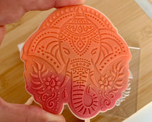 Load image into Gallery viewer, Elephant Head Fondant Cookie Embosser/ Cutter
