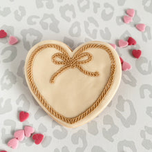 Load image into Gallery viewer, Rope Heart Fondant Embosser &amp; Cutter
