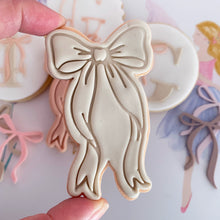 Load image into Gallery viewer, Coquette Bow - Fondant Stamp &amp; Cookie cutter
