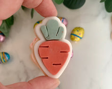 Load image into Gallery viewer, Mini Carrot Fondant Stamp &amp; Cookie cutter
