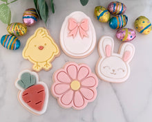 Load image into Gallery viewer, Mini Carrot Fondant Stamp &amp; Cookie cutter
