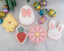 Load image into Gallery viewer, Mini Carrot Fondant Stamp &amp; Cookie cutter
