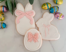 Load image into Gallery viewer, Bunny Ears Egg Fondant Cookie Pop Embosser/ Cutter
